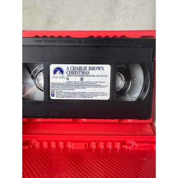 A Charlie Brown Christmas vintage VHS tape - Picture 3 of 3